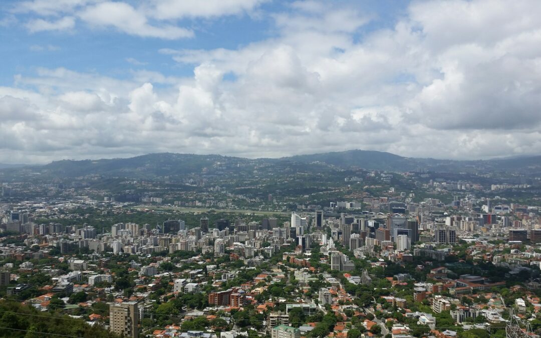 Caracas, la ciudad de la eterna primavera resiste